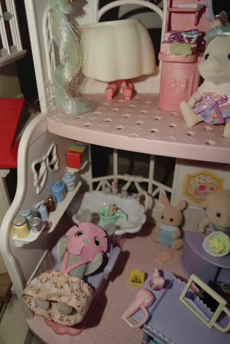 lizmacedolas's tweet photo. oi gente olha minha coleção de brinquedo 🥹 https://t.co/GihyK8eVh9