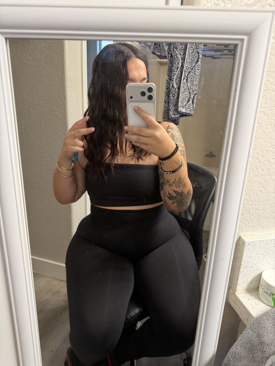 MissKittyLVV's tweet photo. Spending on me will be the best decision you’ll ever make 🩷

#booty #whitegirl #lasvegas #finsub
#findom #contentbuyers #onlyfans #ometv #wataaa #nsfwtwtًً https://t.co/W68hMo9RMU