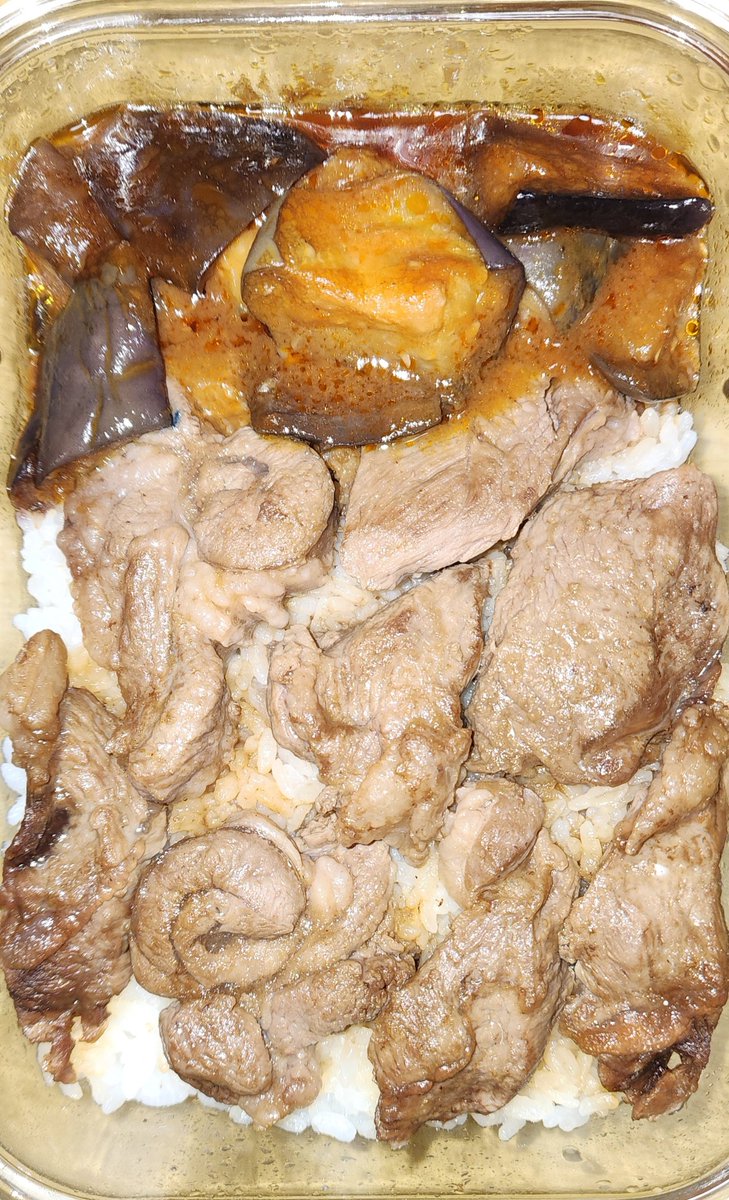 Kenmaxdailylife's tweet photo. 今日のお弁当😋🍴🍱♬*

ジンギスカン弁当
麻婆茄子

雨が続いていたので、空の青さが目に染みますね🐻‍❄️🥰

暑いのがたまにキズ💦

午後も頑張っていきましょね🌈🌷🌺🪻 https://t.co/MYubzuribc