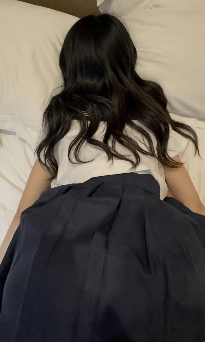 adribcn941's tweet photo. 天塌了

我弟把我给超了  我人还是现在懵懵的😡

第一视角  要看吗？我准备删了… https://t.co/XHGBRurp8H