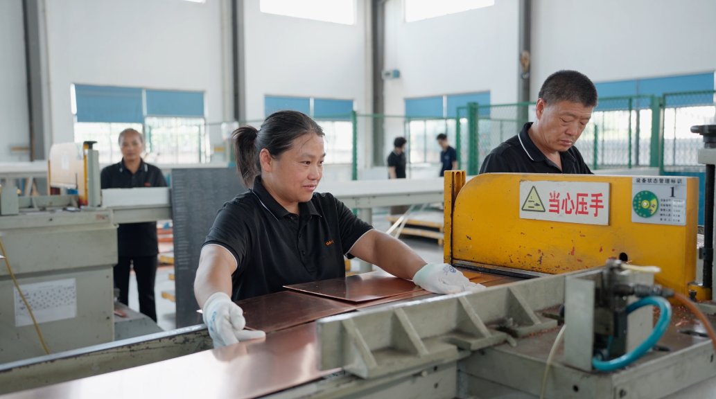 dalangelectric1's tweet photo. Focus on copper busbar manufacturing. Stable production and fast delivery. Message us for quote. https://t.co/IojquIyZOu
#copper #busbar #factory #production #quote https://t.co/o1YV8GYMRN