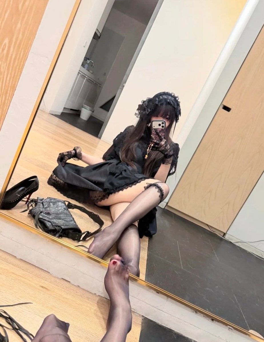 yellowChangi's tweet photo. 07女、真心找男（不开玩笑）

在线蹲一位周末能约的男搭子，不打扰彼此生活！ https://t.co/sERQMzgMHm