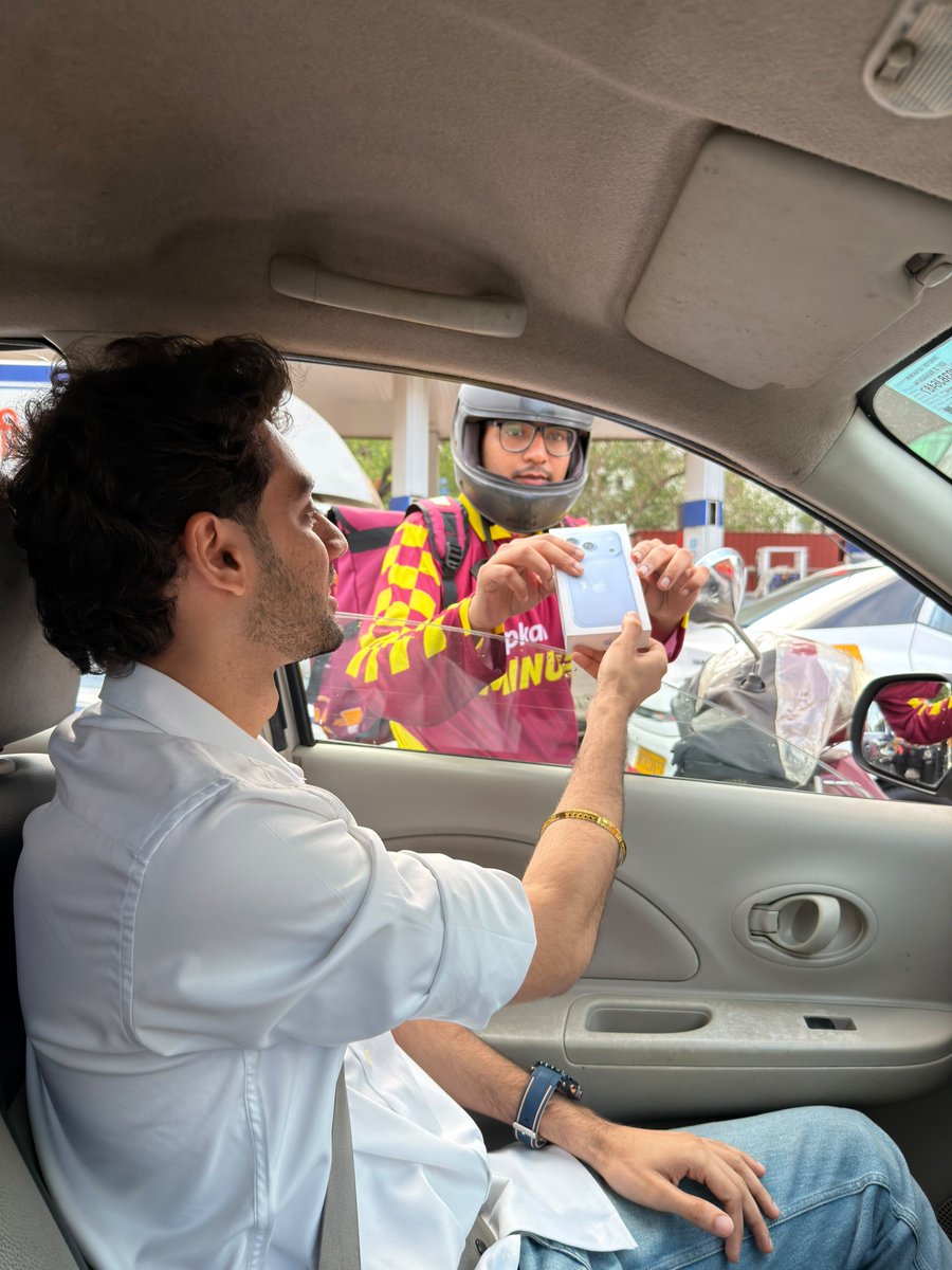 0ne2ka4's tweet photo. @Flipkartminutes Hahaha! Got it guys. https://t.co/uf7mPIeM84