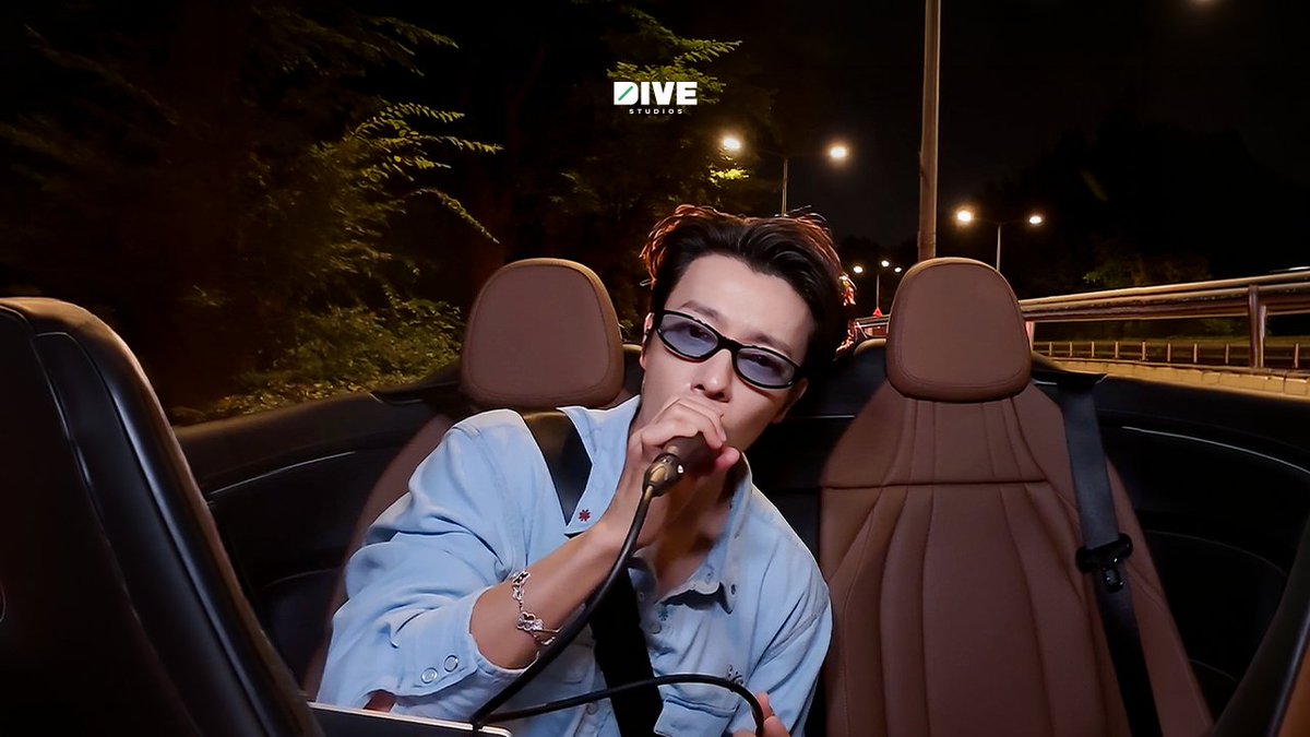 thedivestudios's tweet photo. DONGHAE hits the road for MIC DRIVE 🎤

Live vocals, open air, and a surprise passenger you won't want to miss 👀💫

Catch the ride 🔜 09/22/26 6:00 PM PT // 09/23/26 10:00 AM KST

#DONGHAE #MICDRIVE #DIVEStudios #ALIVE #SUPERJUNIOR @donghae861015 https://t.co/46wYGZzbOR