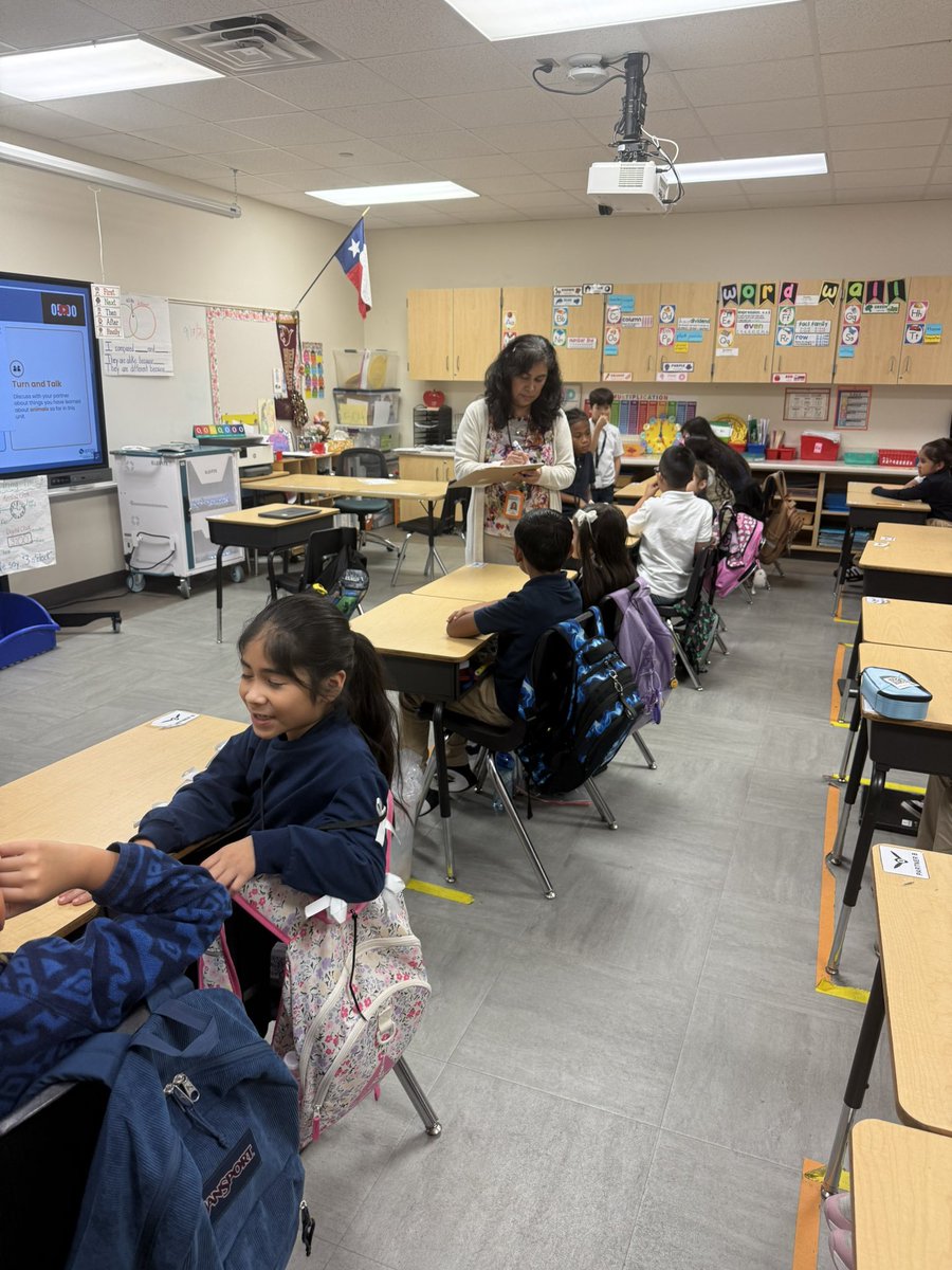 KWilliamsDLD's tweet photo. Our teachers are using aggressive monitoring and intentional slide decks to keep learning focused, purposeful, and responsive to student needs.
#LetsgetthisAbyMay #Movingforwardwithpurpose #Lewis https://t.co/CWWBMVJdVh