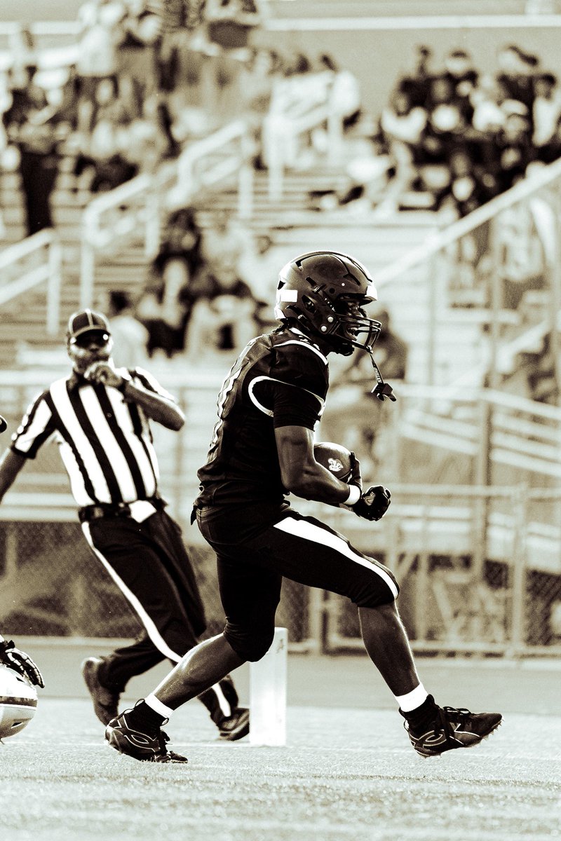 donovangstx's tweet photo. Tomorrow vs Dover at 6 pm! At Dover.
#warready https://t.co/J6bSUsNXt4