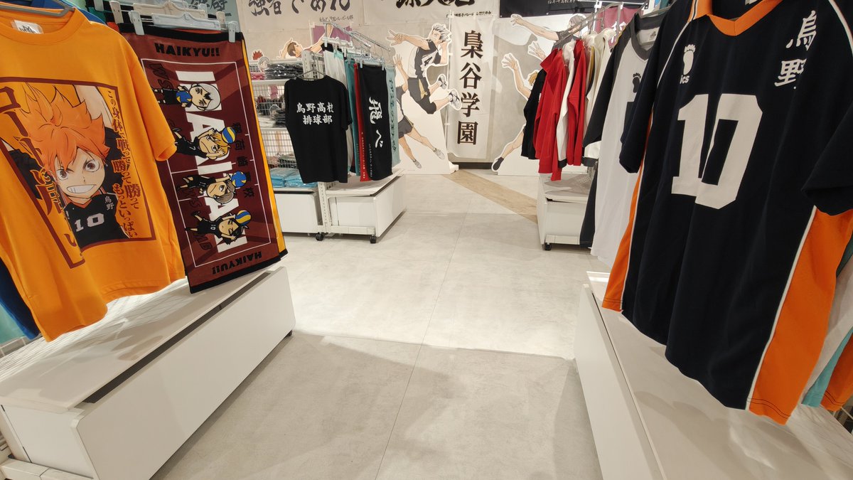haikyu_ensei's tweet photo. 【全国遠征のご案内】
#ハイキュー!! 全国遠征ポップアップストア 報告会

シルバーウィークも開催中📢
ぜひ会場までお越しください🚌

🏐日比谷シャンテ
3階特設会場　9月11日〜9月27日
https://t.co/uL2EWFWPGW

※頂ストアとは異なるイベントになります https://t.co/YsiW0f5cfp