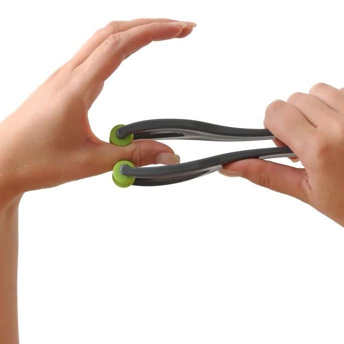 ftriee26's tweet photo. finger massager roler
kalo jari capek abis ngetik seharian ini ngebantu banget sih, aku selalu sedia di kantor buat lemesin otot jari dan memperlancar peredaran darah di jari

🔗https://t.co/Z99c7lGod8 https://t.co/gSxHwQ9OGF