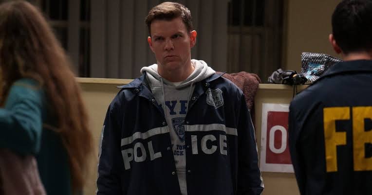 meanttobae's tweet photo. segunda série que vejo com esse cara esse ano que o personagem dele é um escroto que quero meter paulada https://t.co/h1mIONWQZZ