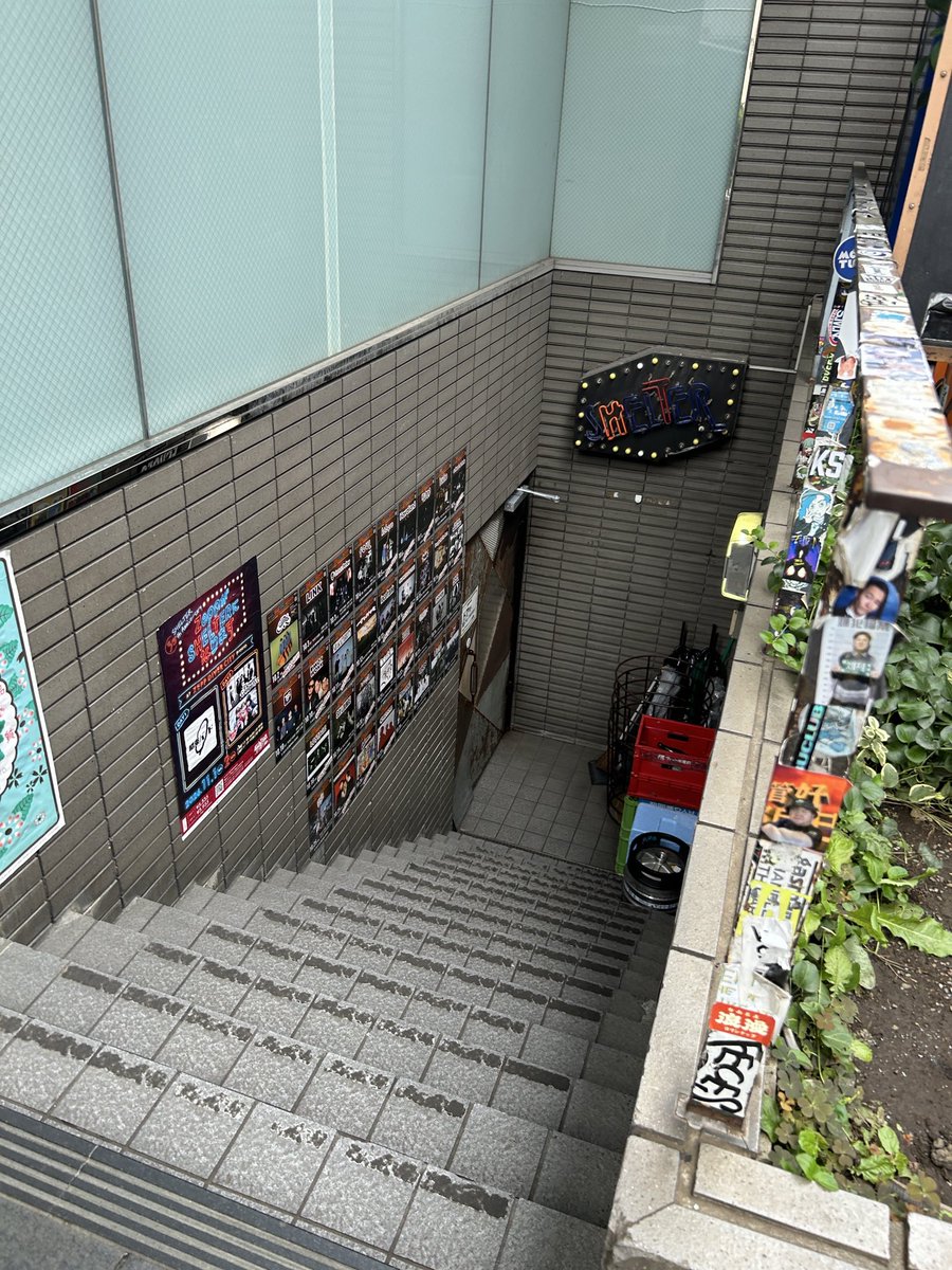 Raetzel777's tweet photo. 食後のコーラ https://t.co/QTWH7rvdy2