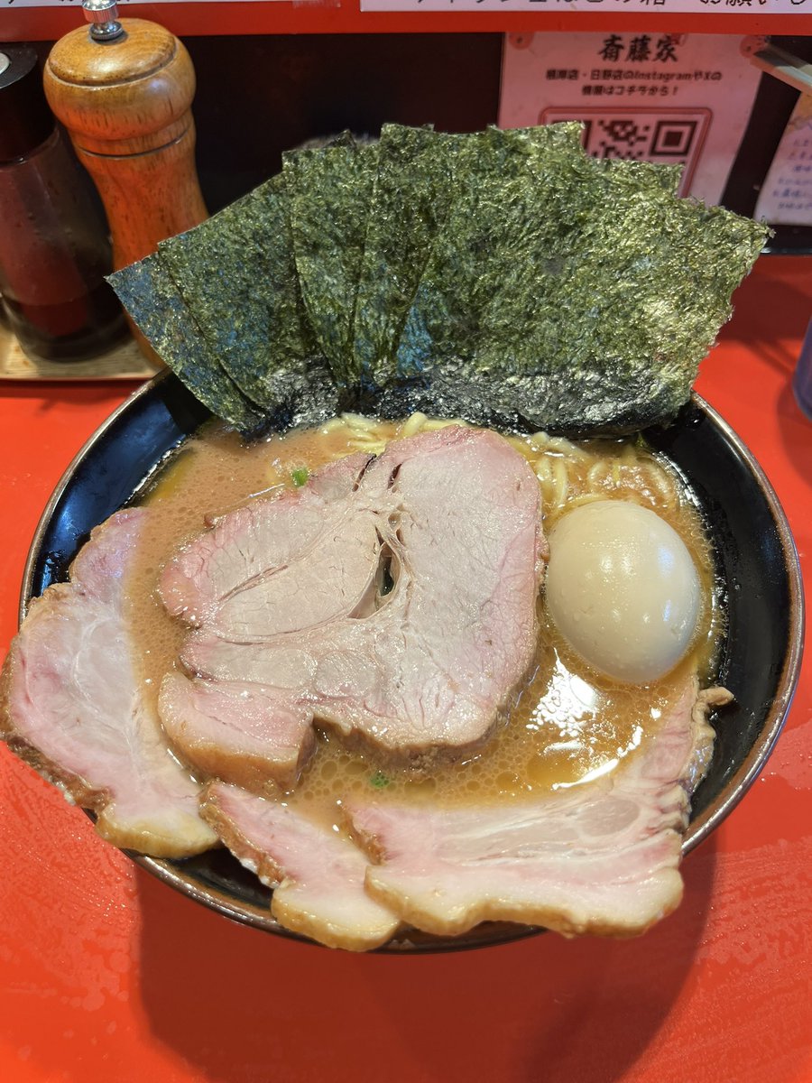 jiroyfm's tweet photo. 斎藤家@根岸
特製チャーシューメン✨
チャーシューがデカいな🤪
ご馳走様でした❗️
＃斎藤家 https://t.co/RjEKZLKXdX