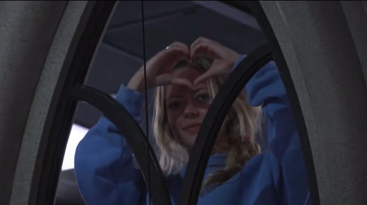 justagirl333_'s tweet photo. AND DID #BB28 https://t.co/8CDRfP7zkJ