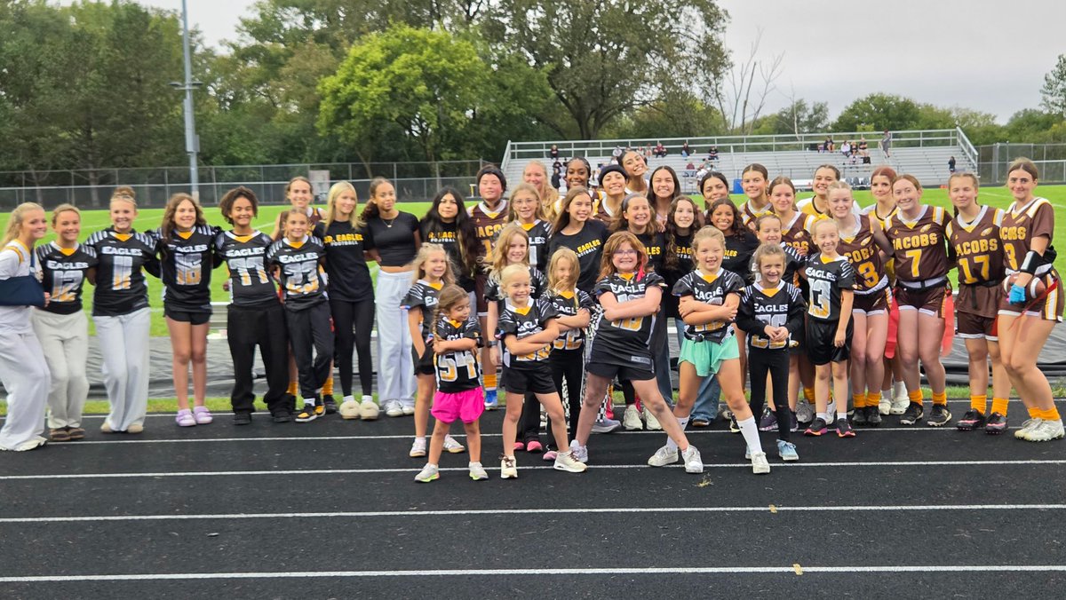 JHSFlagFootball's tweet photo. Great night tonight as we hosted our Jr Eagles Flag Football program and the girls bounced back with a win over Prairie Ridge. https://t.co/liM0KWy2VT