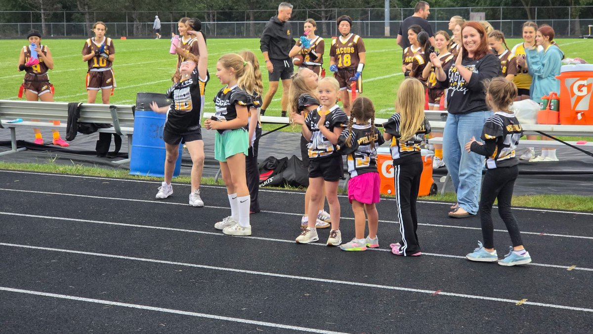 JHSFlagFootball's tweet photo. Great night tonight as we hosted our Jr Eagles Flag Football program and the girls bounced back with a win over Prairie Ridge. https://t.co/liM0KWy2VT