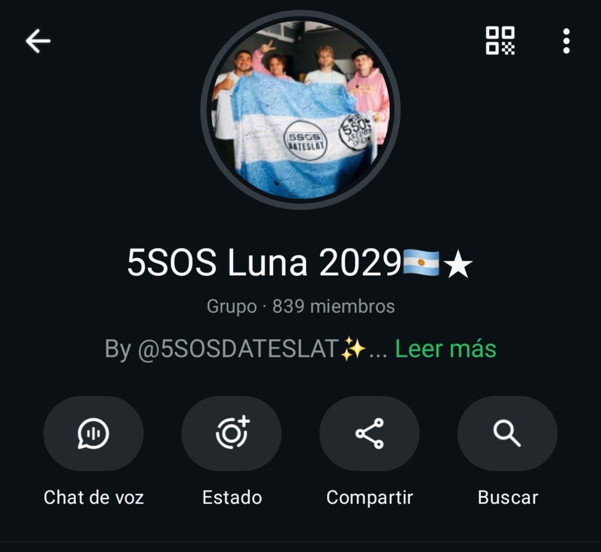happylberry's tweet photo. Esas amigas que ya estan fantaseando con el regreso de 5sos a argentina https://t.co/UHSGFmQ628