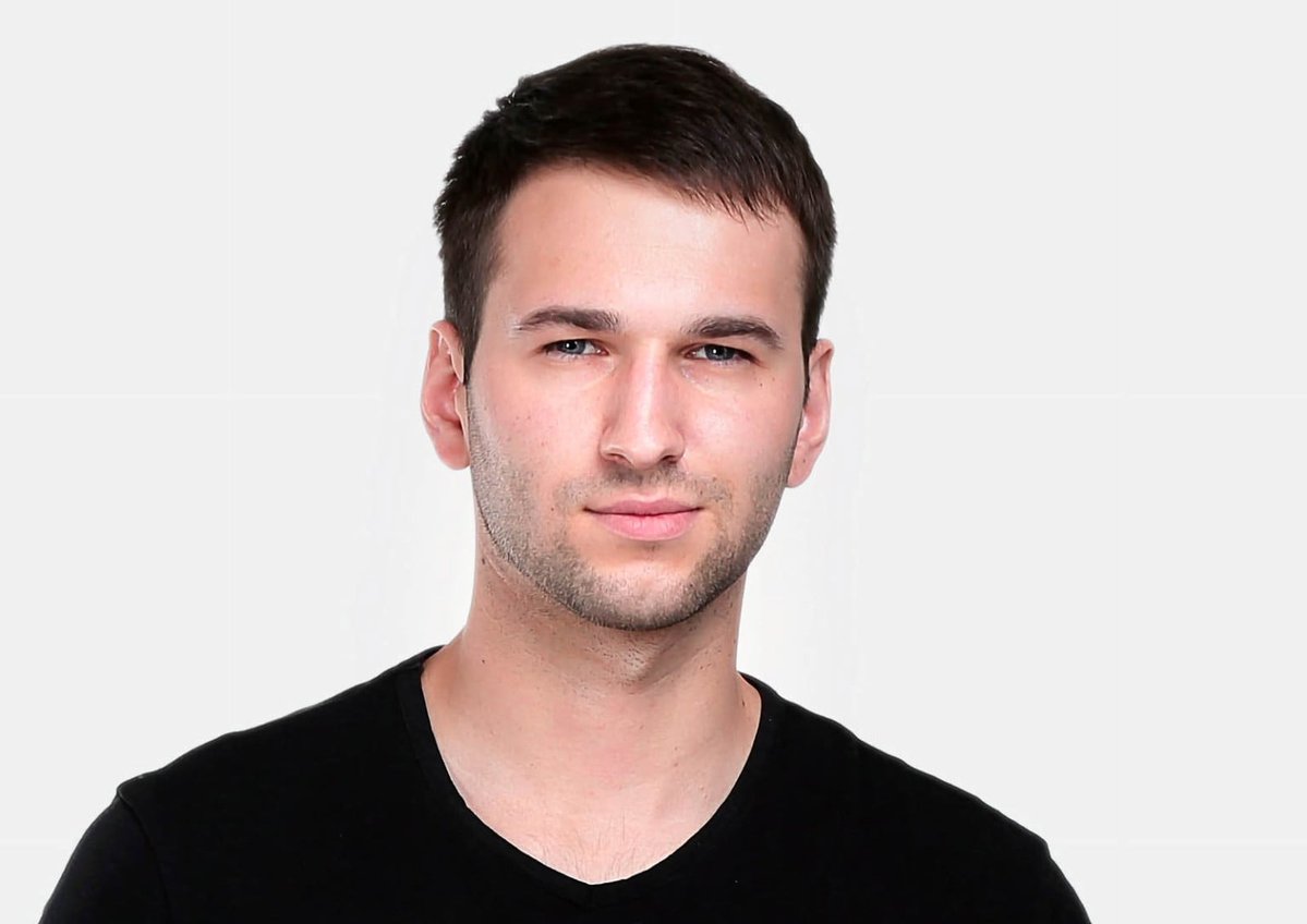 JonathanHitzbk's tweet photo. Du bist das Kapitel, das man immer wieder aufschlägt, und dann doch zur Seite legt. https://t.co/fwNV3VEJB7