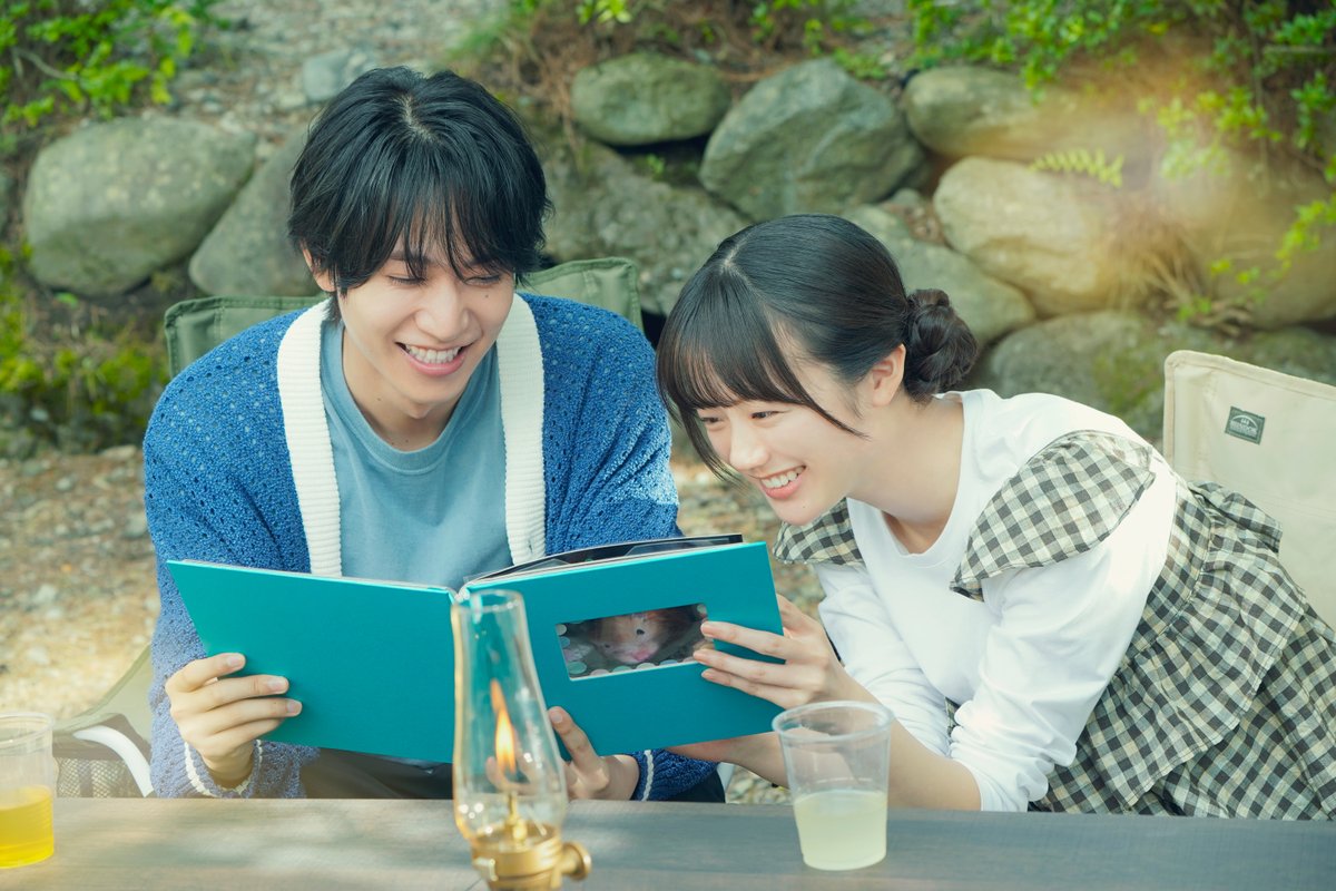 oricon's tweet photo. timelesz橋本将生の
“年上男子”の魅力だだ漏れ…
⠀
映画『お姉ちゃんの翠くん』
切ない恋心がぎゅっと詰まった場面写真解禁❗️
https://t.co/0T3QQLVT52
⠀
🎬️キャスト
橋本将生、中島瑠菜、松本怜生、久間田琳加 https://t.co/EnYKWTzm3I