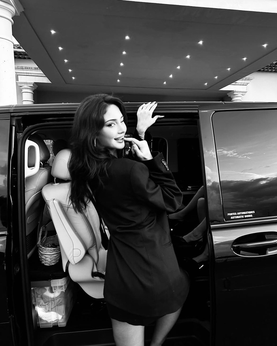 vxeart's tweet photo. ㅤ
ㅤ
Fyuhhhh, beres juga. Thank you yaa udah main sama gue!! Jangan lupa kumpulin buktinya. 
ㅤㅤ
ㅤㅤ https://t.co/7BwQN7ihhC