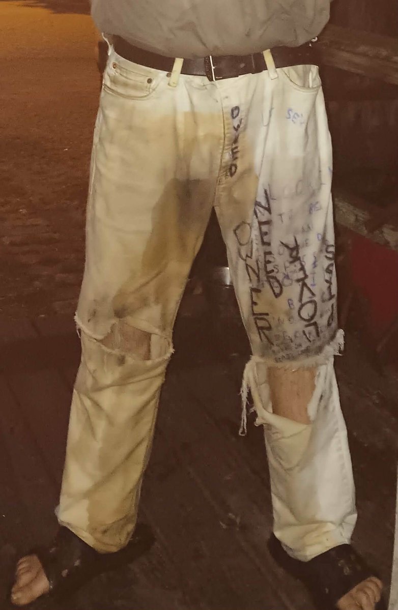 4_fones's tweet photo. how my white levis look.... #fetish #pissbitch #chudai #humanurinal #soccerkit #hairy #dazzle #adidasshorts #pisspig #gay #watersports #pisssub #sub #trashed #underarmourshorts #trashedshorts #levis #pisslevis #ownednlevis https://t.co/WeRi9zkaeC