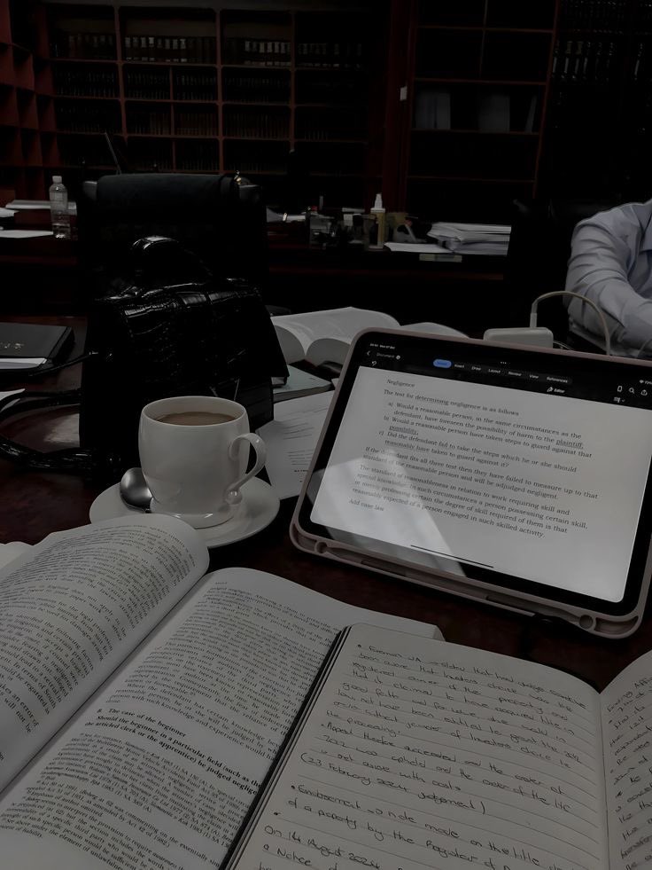 seaistorm's tweet photo. ⠀⠀
⠀⠀Lawyer Kaito Rivera vs. Teacher Kai. https://t.co/EWGkPcEG3U