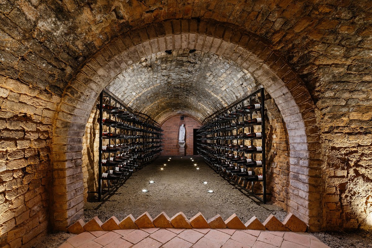 goooodofficial's tweet photo. Revitalization of Templářské Sklepy by Novague
Living History Underground
link: https://t.co/xKTLdoG3x9
Photo by Václav Novák
#winery #cellar #stone https://t.co/iGXdMKMAYJ