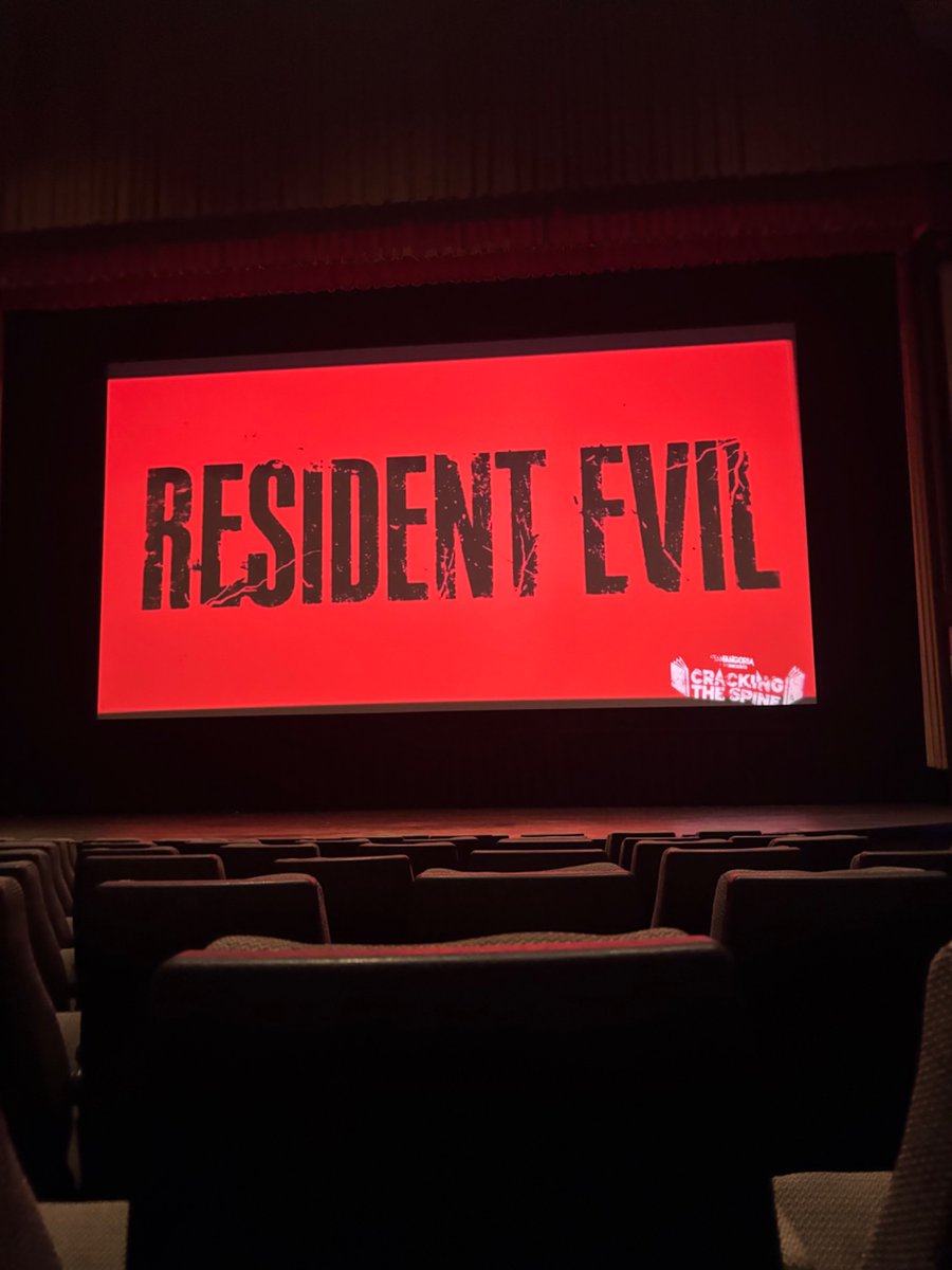 supersamicom's tweet photo. I CANT WAIT FOR MORE PEOPLE TO SEE THIS SO I CAN TALK ABOUT IT #ResidentEvilㅤ https://t.co/wyPG97psn7