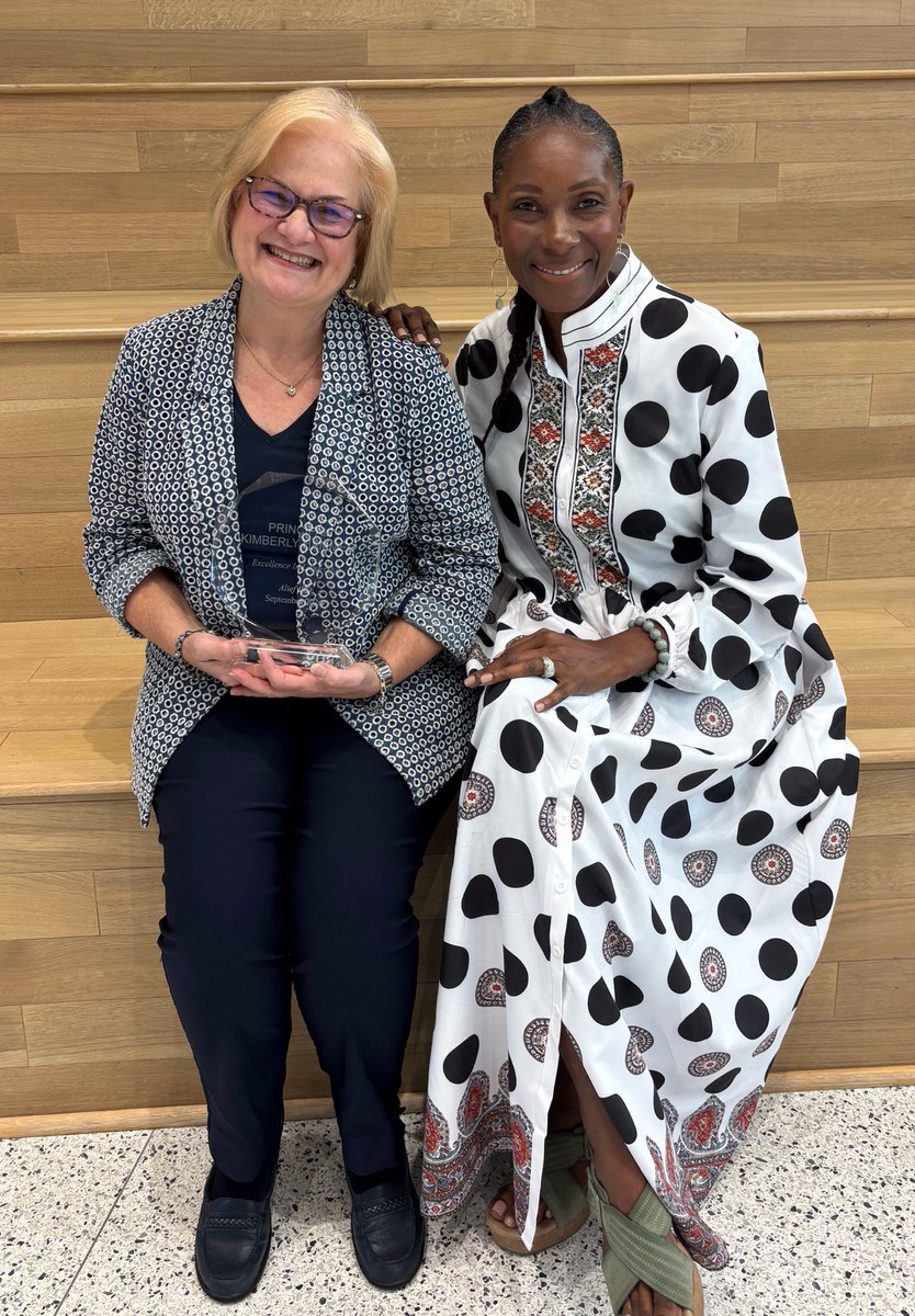 O_L_Mayers's tweet photo. So proud to celebrate our @alief ELC principals receiving the Excellence in Leadership Award. Their hearts for our littlest learners, commitment to JOYful learning, and dedication to building a culture of excellence are helping our youngest students begin their journeys strong. https://t.co/GbIOhaqXLN