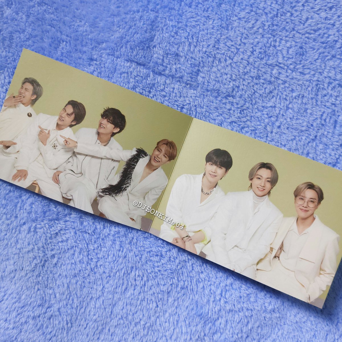 DJKs04's tweet photo. wts lfb bts ph 

Quitting sale 

-MOTS ON:E PB (Route &amp; Clue)
-OT7 Square Photo Set
-D-Day accordion and Clear PC Set

- 380 SET

onhand &amp; ready to ship
-please read alt for condi

💌 Reply mine | DM to claim https://t.co/UgsnGMXoeb