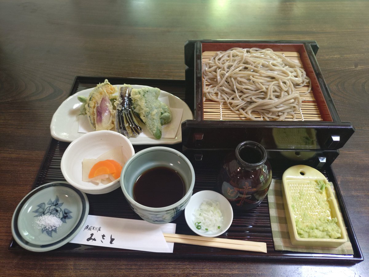 dangerkaien's tweet photo. 天ぷら付きもりそば（大盛）
おいしかった！ https://t.co/hDmCO937eq