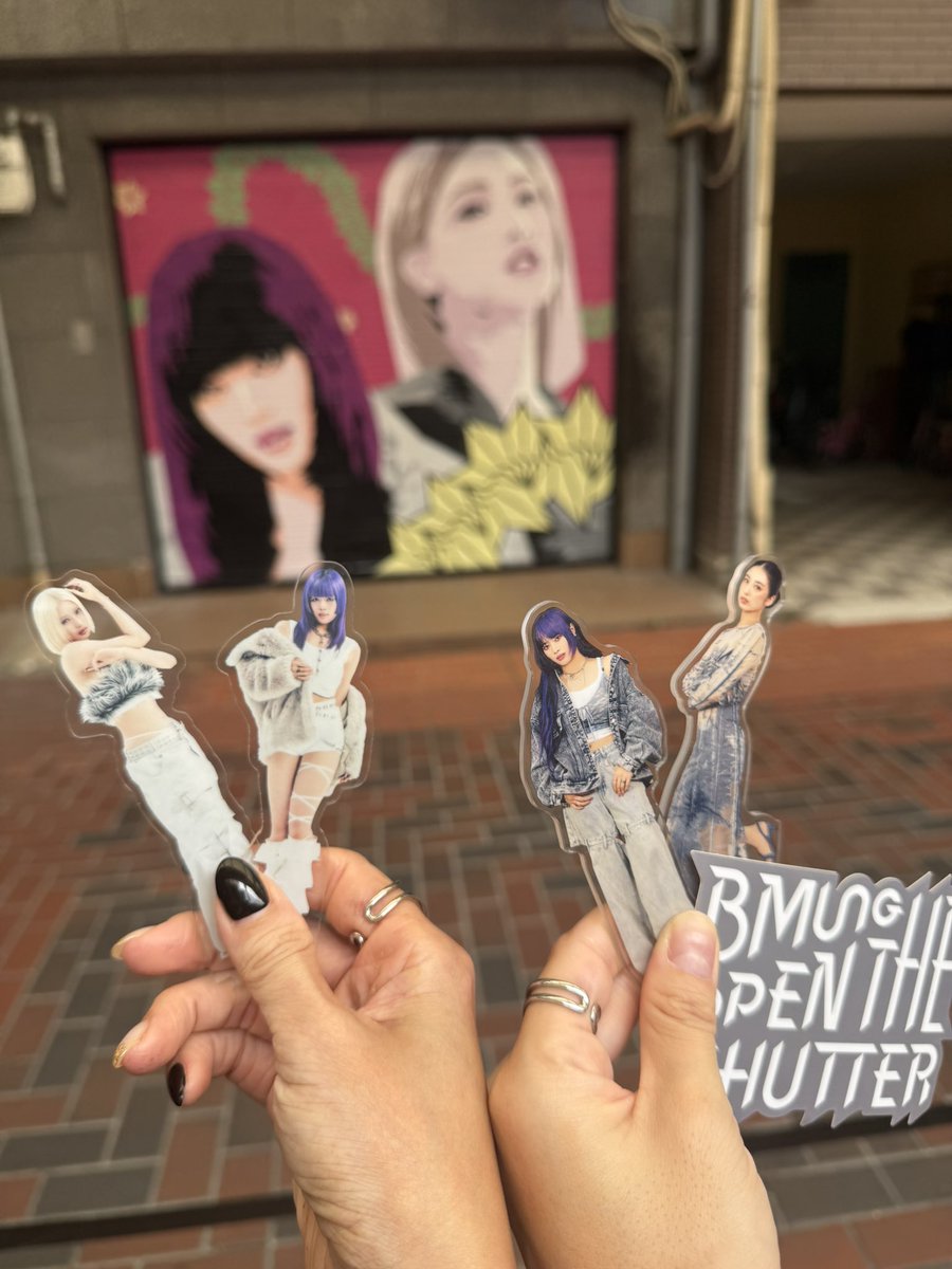 hanas2chanmina's tweet photo. 到着🐝🌹💓
#BMS6 #HANA #BMSG https://t.co/tCNDYV9kLp