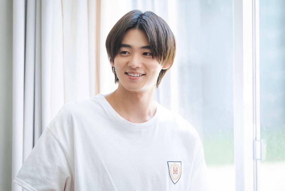 haruhi_iuchi712's tweet photo. お知らせ📢

ドラマ
「仮面教師～妻を亡くしたその日から」

小寺隼人役で出演させて頂きます！！
萬海学院高等部2年生で演劇部に所属していて、
ある事件をきっかけに水戸先生が追う真相へ深く関わっていきます。

10/7(水)放送スタートです！

よろしくお願いします‼️

#仮面教師
#井内悠陽 https://t.co/G5Q7VKsCHq