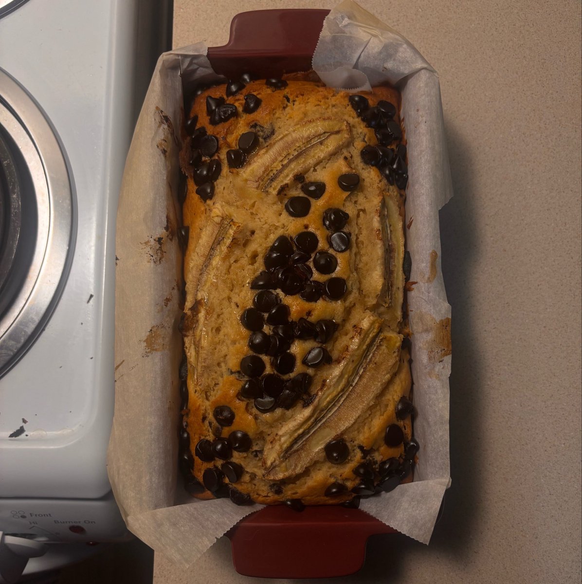 hav3nsent's tweet photo. chocolate chip banana bread :3 https://t.co/u5fPFUfZqL