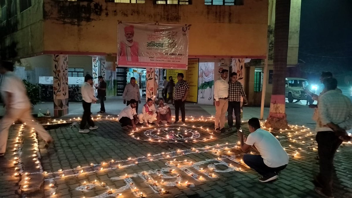 SocialAuditUP's tweet photo. ‘सेवा संकल्प अभियान’ के अंतर्गत प्रदेश के विभिन्न जिलों में दिनांक 17 सित��बर, 2026 को ‘आशीर्वाद का दीया’ कार्यक्रम का आयोजन किया गया। https://t.co/4GIOvRdRby