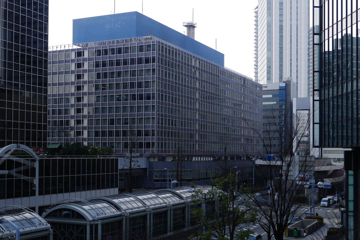 osaka2shin's tweet photo. 大阪民の力を借りたい。

大阪駅前第1〜第4ビルのおすすめ店、コメント欄に集めません？😂

ランチ、立ち飲み、居酒屋、カレー、ラーメン、喫茶店…

ほんまに店が多すぎて、
歩いててもどこ入ればいいか毎回迷う。
まず、

皆さんは第何ビルが一番好きですか🏙️？

さらにその中で
 「ここだけは行ってほしい」ってお店も教えてください👀

#大阪グルメ
#グルメ
#駅ビル
#美味しいお店教えて
#大阪人に問いたい