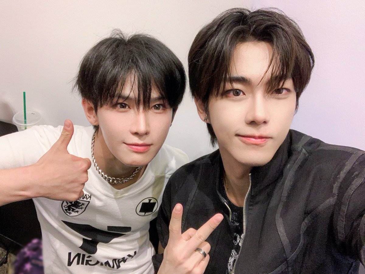 MODYSSEYWORLD's tweet photo. [📸]
Yum Yum with Drew

재미있게 잘 먹었습니다 🫶
(특: 이상한 나라의 음식 경험자)

#MODYSSEY #모디세이
#YICHEN #이첸 #ROWAN #로완 https://t.co/Gff57PS1tb