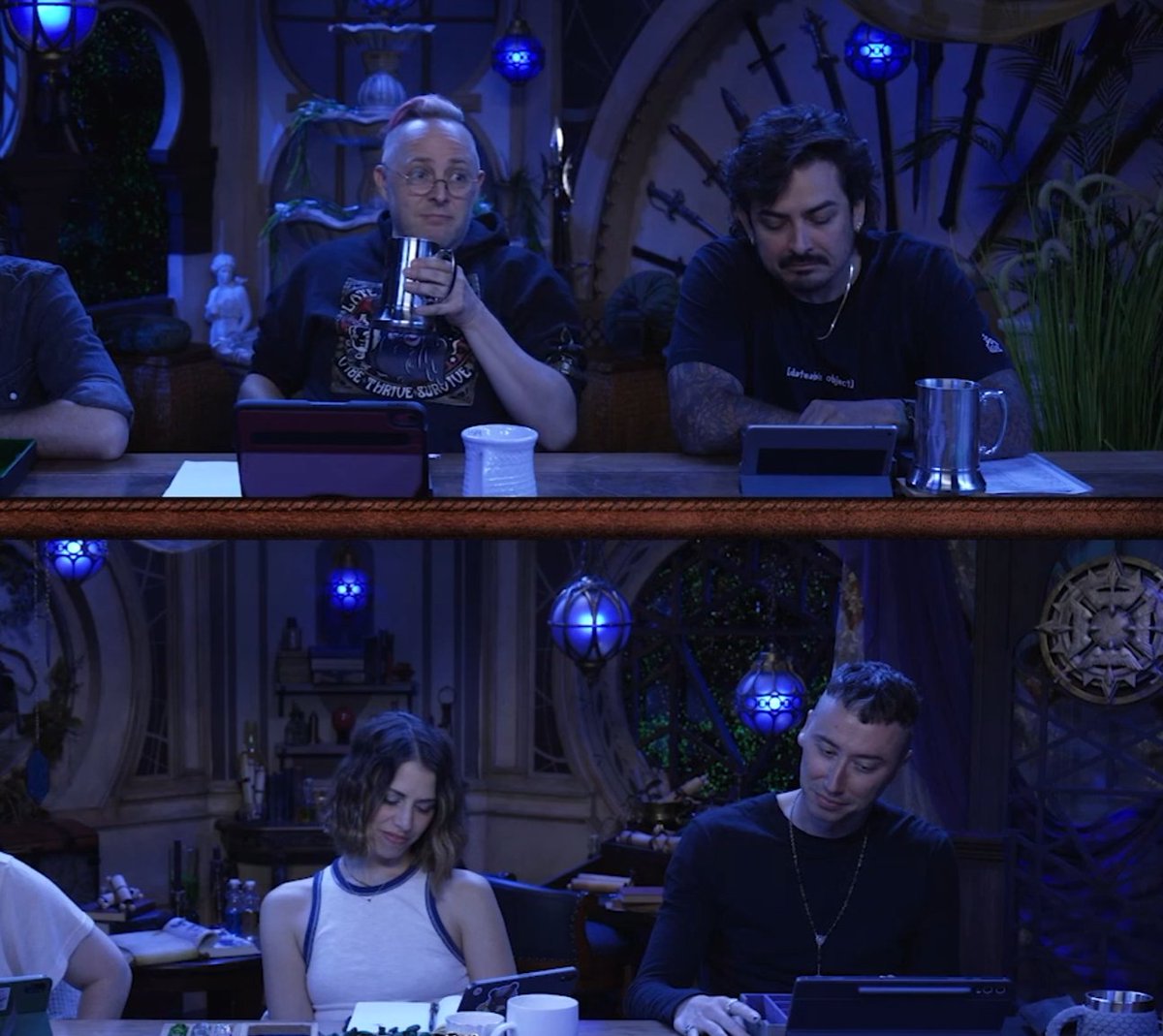 Wally_Wests's tweet photo. #CriticalRoleSpoilers 'i wonder if your soul can still taste wine even if your body cant'

what an interesting philosophical question

i like that bolaire's inner theatre is kinda.. like the matrix https://t.co/wohw65IjQX