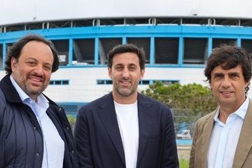 tobi_capuano's tweet photo. @hernanlacunza Curly, Larry y Moe. https://t.co/VZrE8NurWM