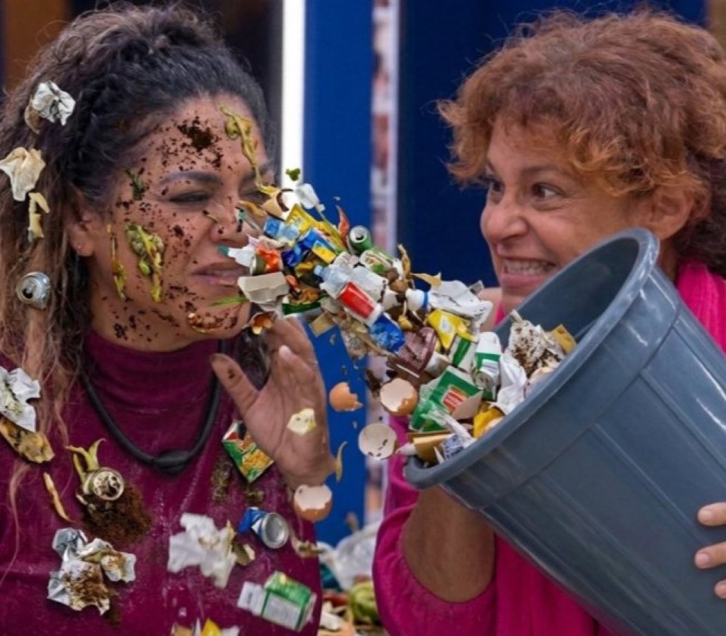 seilacais's tweet photo. morrendo com essa foto #afazenda18 https://t.co/6gHuz4piZP