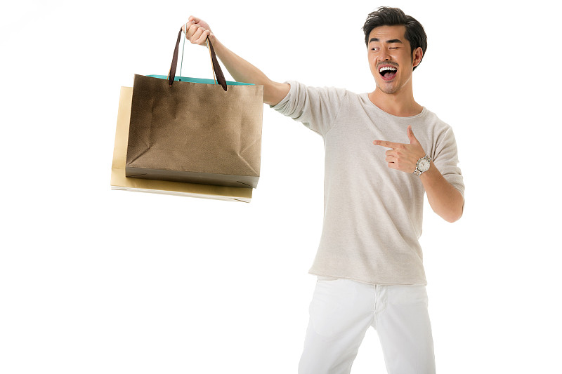 KayLago81's tweet photo. A stranger stopped to help me carry my heavy grocery bags up three flights of stairs today—small act, but it made my whole week brighter. Kindness is everywhere if you take a second to notice. https://t.co/YqNIivtHWh