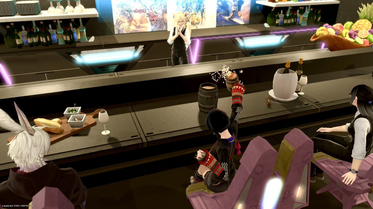 mctmarin's tweet photo. 昨日のお店巡りは #DarkLight_FF14 さんから!エレのお店で初訪問→皆さん知ってる方々な、お店好きあるあるw
落ち着いた雰囲気、広い空間、イイ感じ♪
続いてガイアの #4th_Face さんのガイア本店に。半常連になってるかもw
クールなうさおからウサギ着ぐるみに変身するマスターがほんとステキ♡ https://t.co/1SPW5GVxCU