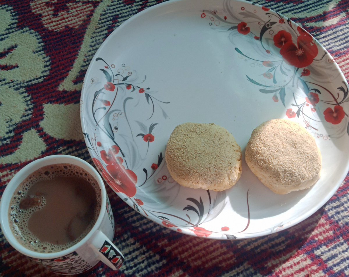 YouAz78902's tweet photo. Nun chai https://t.co/0OSCkgw8QA