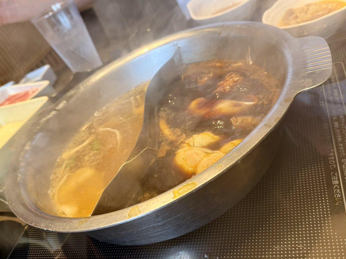 whiterabbit66__'s tweet photo. 何年か振りのゆず庵！鶏しゃぶ美味しかった( *ˊᵕˋ*) 〜ᐝ https://t.co/pWEU3tOTLT