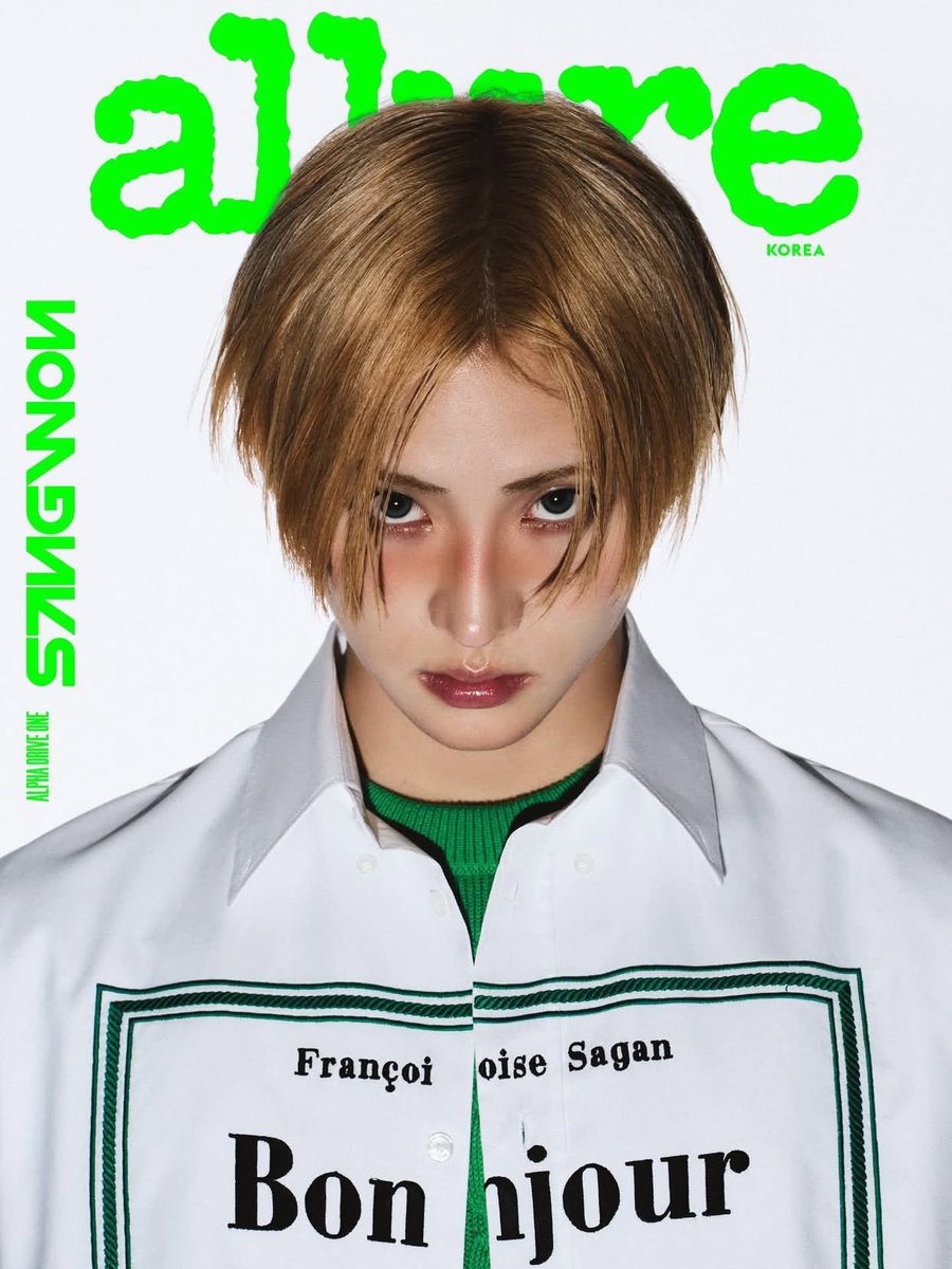 nowal_zz's tweet photo. Pretty boy on the magazine cover https://t.co/ffD7X28X2q