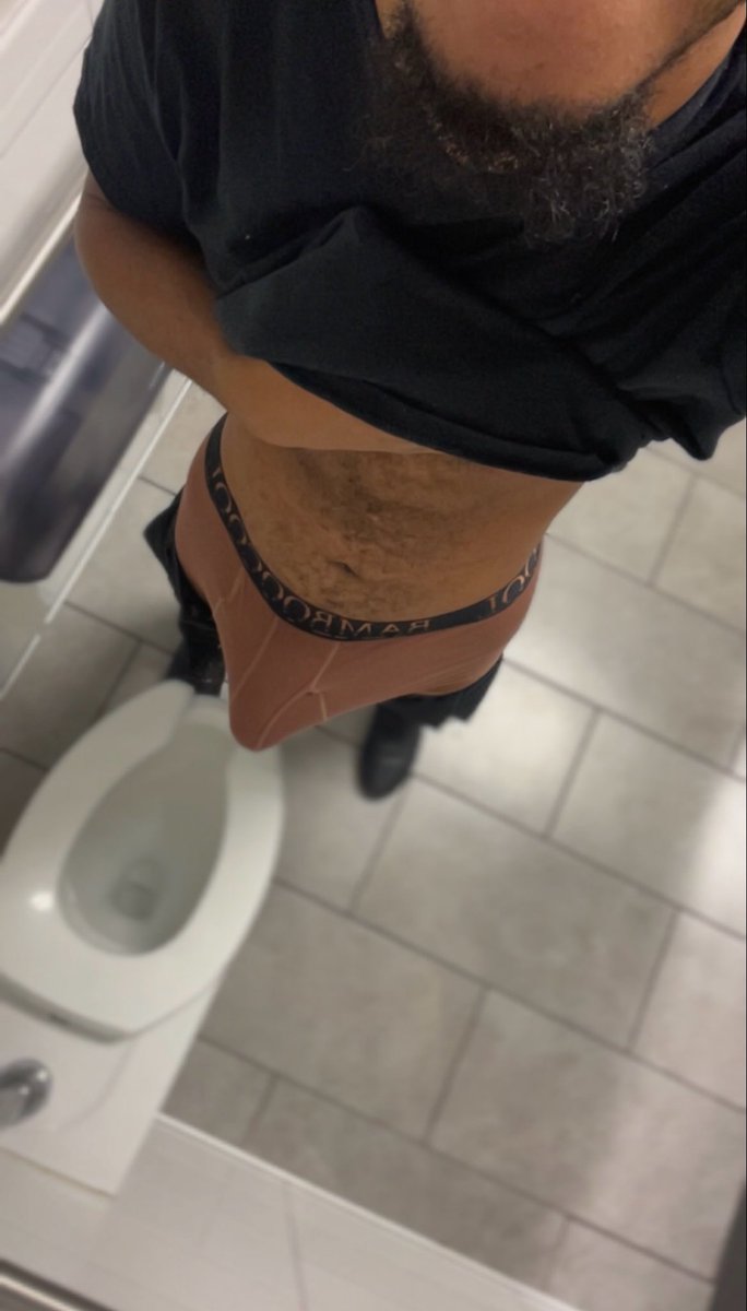 CtryBoy_Carter's tweet photo. Any bulge lovers out there 👀 https://t.co/hQjYWabpVN