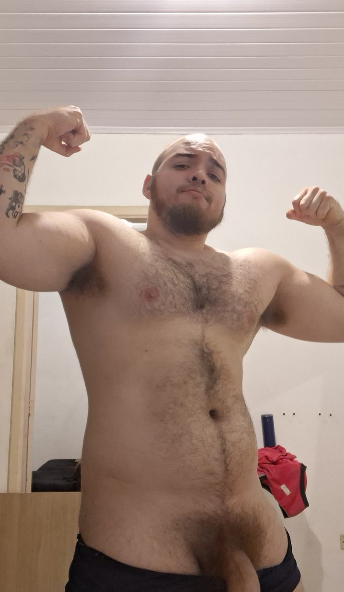 PadeiroUrso's tweet photo. 💪🏻🐼💕 https://t.co/rBGlEGGtwE