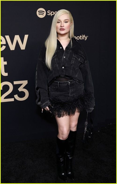 Kimpetras31's tweet photo. 😘😊🥰 https://t.co/n7QA04DG4S