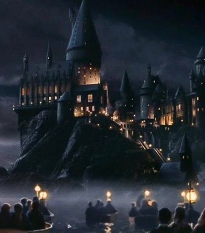 TheScreenPulse's tweet photo. 🚨 HARRY POTTER — EXCLUSIVE SCOOP

Season 2 production is reportedly preparing to film one of its biggest Hogwarts sequences yet.

The scene is said to involve Harry, Ron and Hermione alongside several major returning characters.

Sources reportedly describe it as one of the most ambitious sequences planned for the season. 🪄