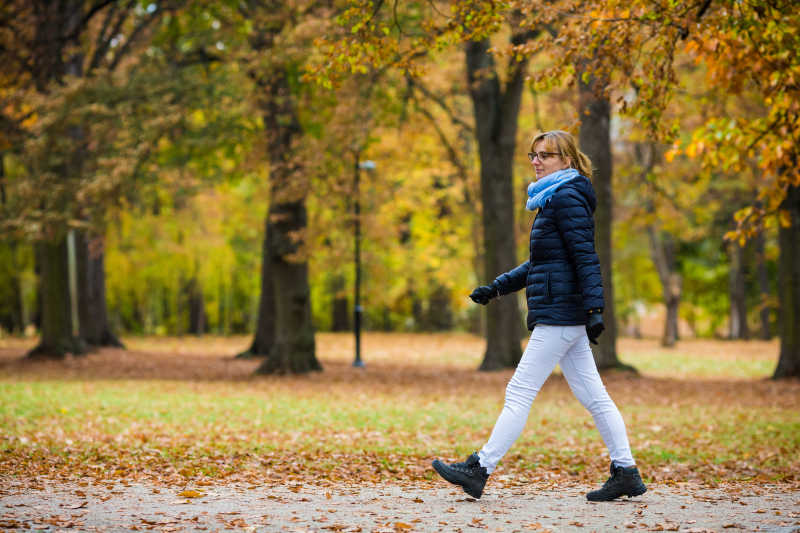 StephanieGlf's tweet photo. [Para tu salud, 30 minutos de caminata al día mejoran tu energía y estado físico, empieza hoy!]， https://t.co/3auyawllZz