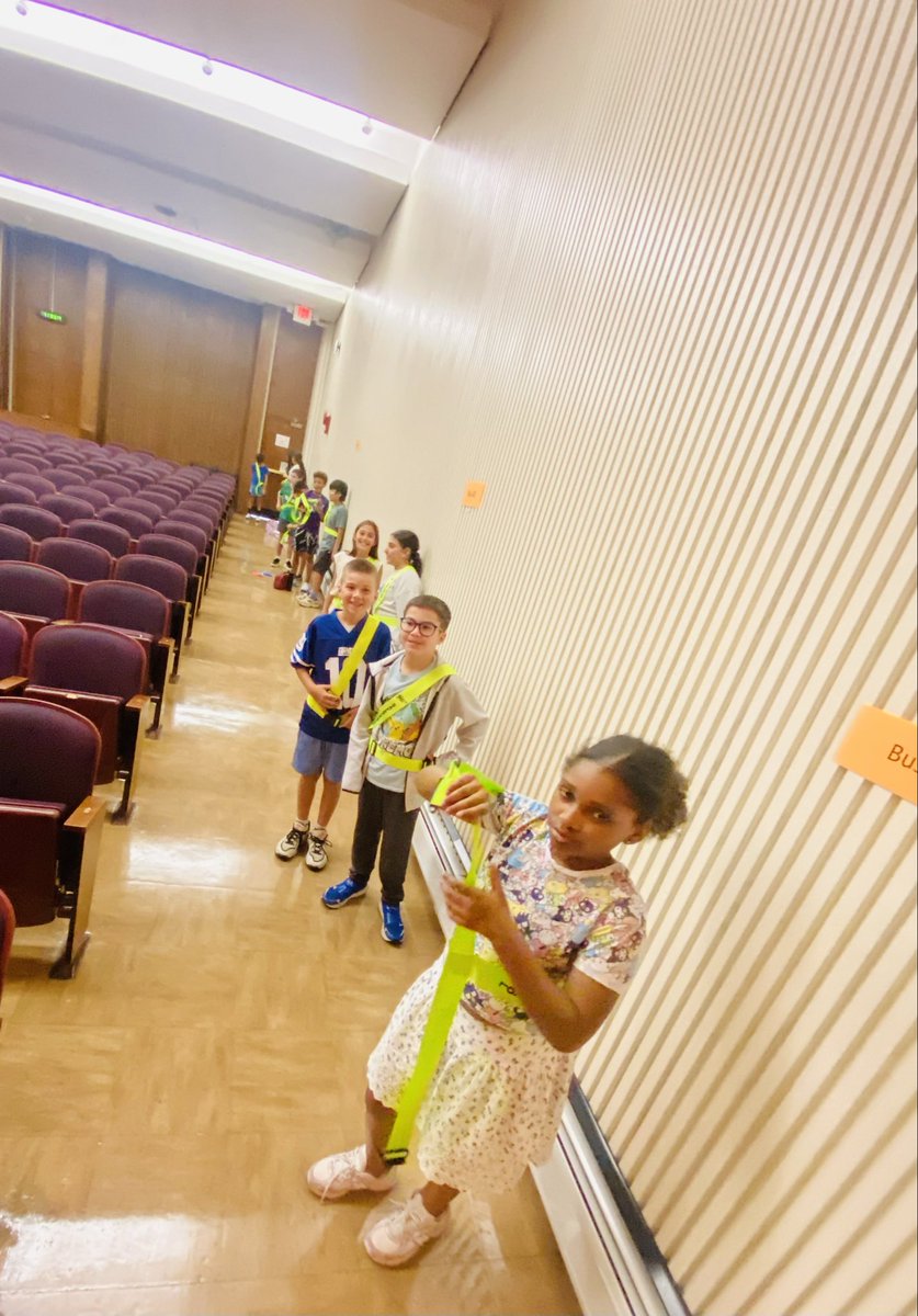 RobJanowitz_AP's tweet photo. Today we welcomed our first Safety Patrol group of the year! It is a tradition that teaches lessons that go beyond the school day — the value of community service, volunteerism, responsibility, leadership, and, most importantly, taking care of one another. @DrJosephRicca @MAS_PTA https://t.co/Me2wWTfxsm