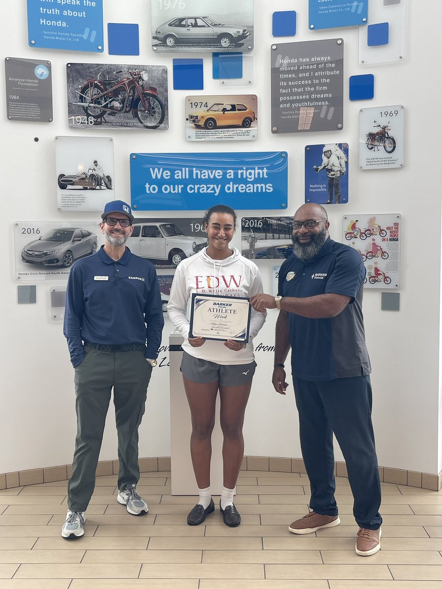 courierchris's tweet photo. Congrats to the Week 2 Barker Honda winners sponsored by Chris Singleton Sports and Nicholls Department of Mass Communication

The male winner is Thibodaux QB Damien Robertson.

The female winner is E. D. White High volleyball player Kiley Johnson. 

Congrats! @BarkerHonda https://t.co/VZHyEJrpJU